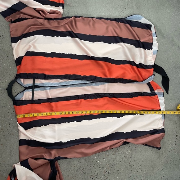 Kimono /dress- one sz fits most sm-3X - Picture 12 of 14